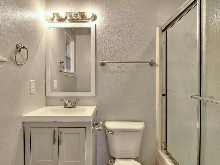 1947 Sean Dr — Photo 8