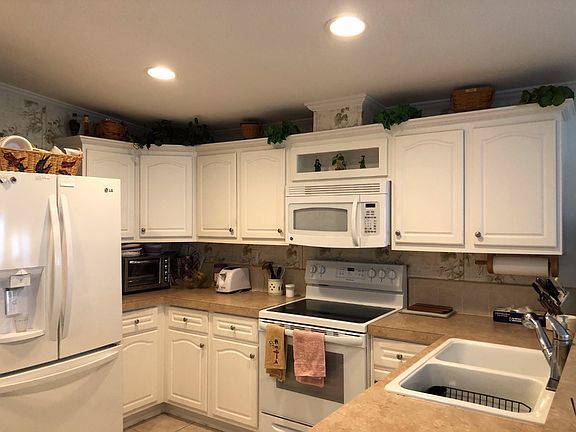 4th image of 12619 Silver Dollar Dr