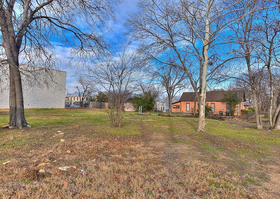 813 S Church St TX Zillow