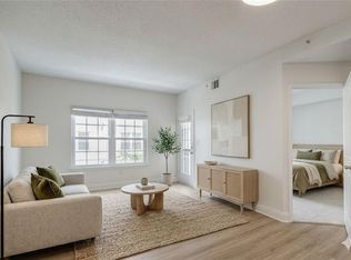 1075 Peachtree Walk NE Unit A301, Atlanta, GA 30309