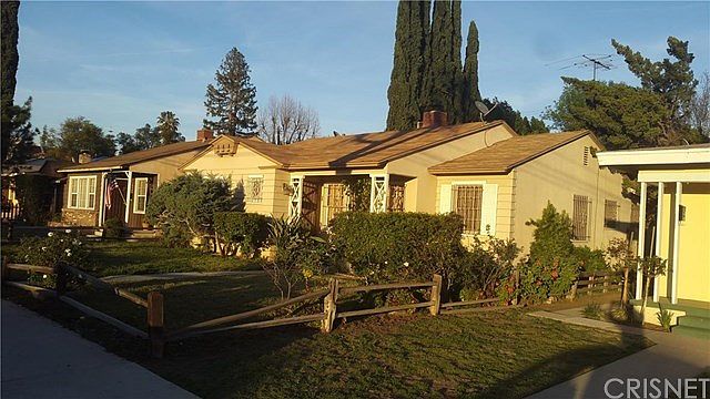 1st image of 6466 Hayvenhurst Ave