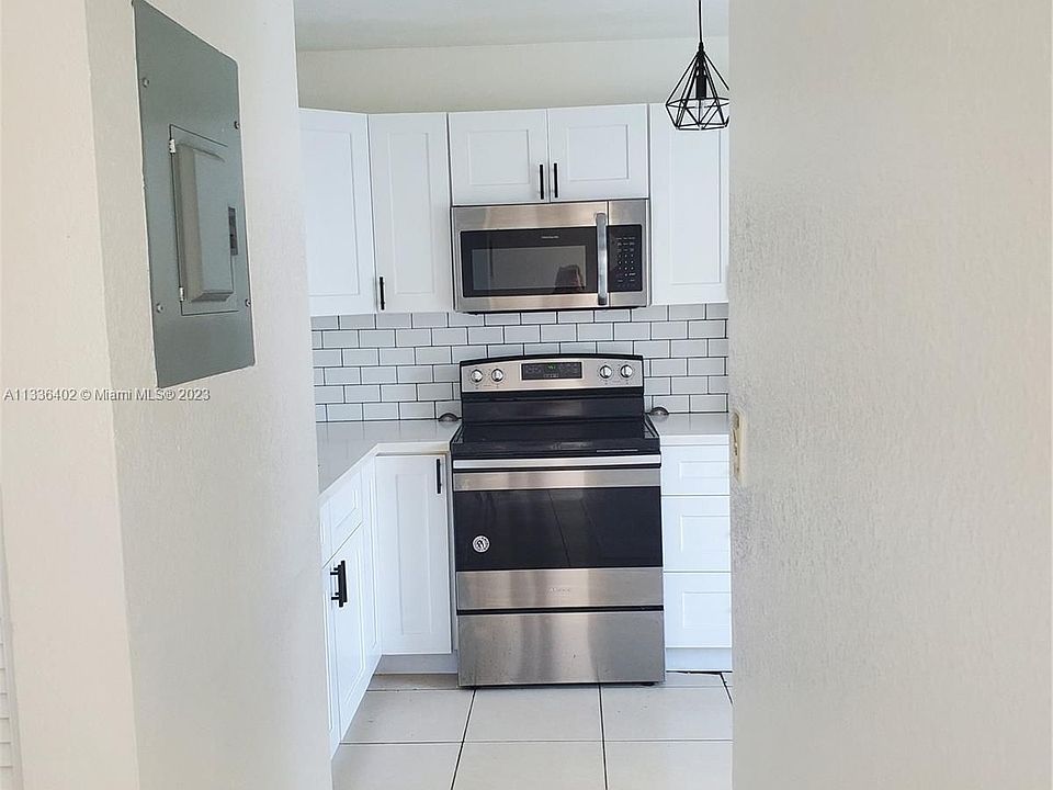 1st image of 10301 NW 33rd St #1-2