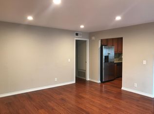 209 Cedar St, Newport Beach, CA 92663