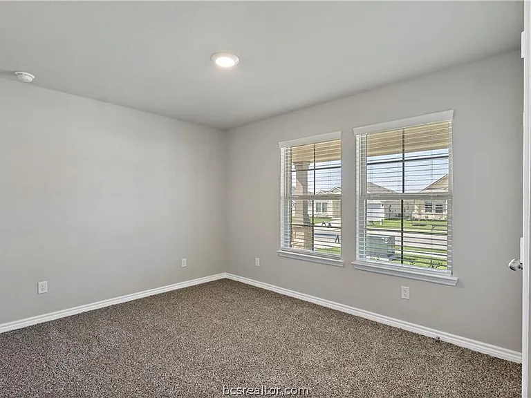 2119 Chief St — Photo 11