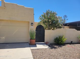 2435 W Calle Retana, Tucson, AZ 85745