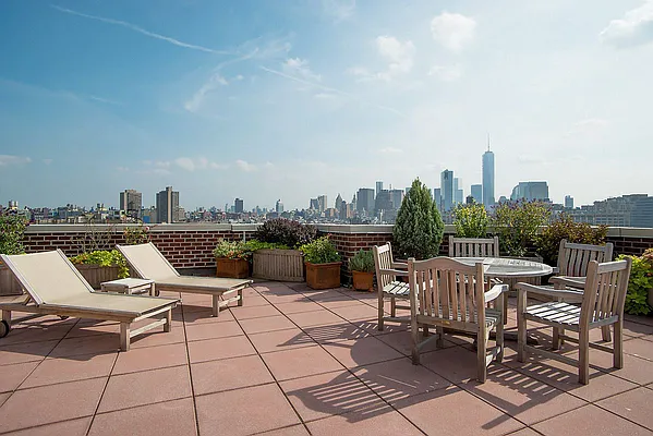 Rented by Corcoran | media 21