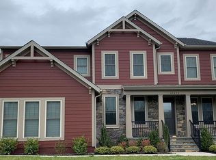41638 White Yarrow Ct, Ashburn, VA 20148