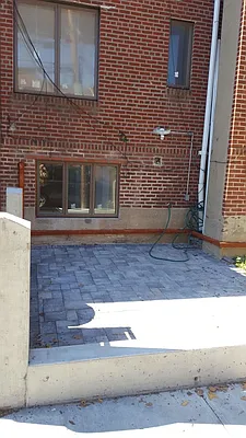 Rented by Basilious Vassos, LREB | media 31