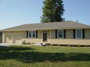19100 E 267th St, Harrisonville, MO 64701