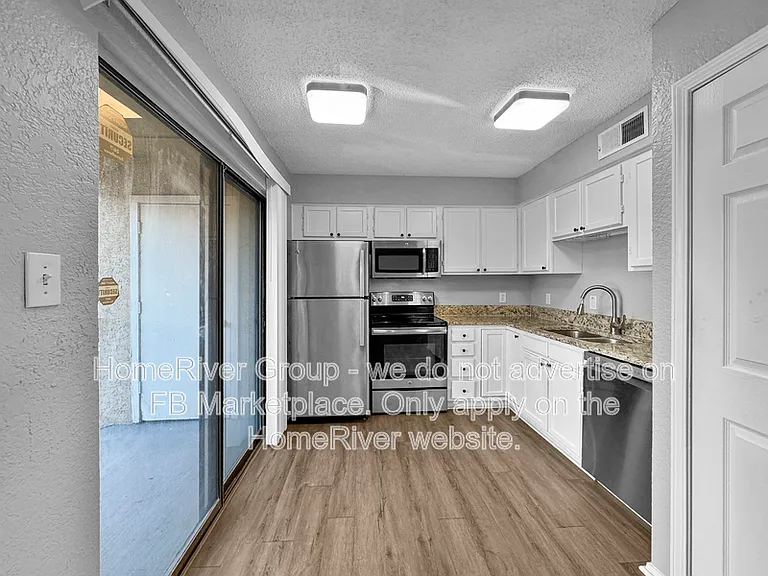 4748 Old Bent Tree Ln #302 — Photo 5