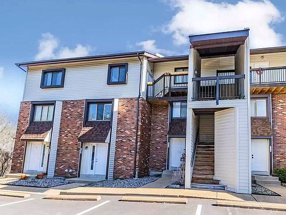 2nd image of 3109 Broken Oak Dr APT B