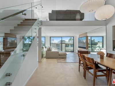 1 Northstar St #PENTHOUSE 3, Marina Del Rey, CA, 90292