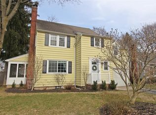 96 Fair Oaks Ave, Rochester, NY 14618