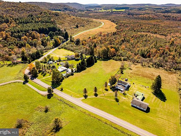 2nd image of 5979 Cranesville Rd