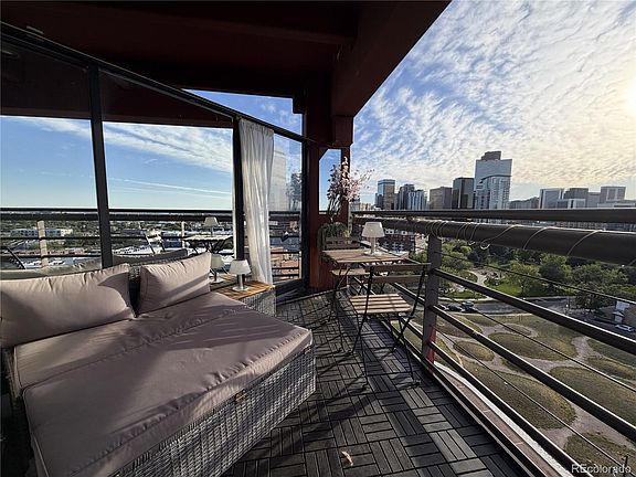 4th image of 100 Park Avenue #1201