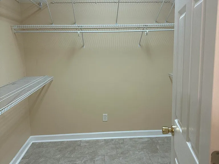 423 Cobble Stone Way — Photo 14