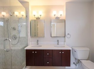 18 White St #2, Cambridge, MA 02140