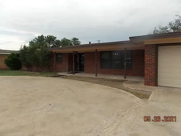 2907 Windsor Dr, Odessa, TX 79762