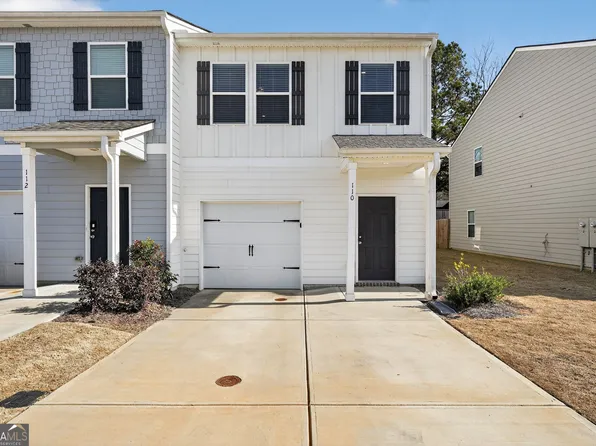 110 Village Green Dr, Adairsville, GA 30103