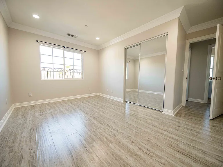 7923 Ledge Ave — Photo 16