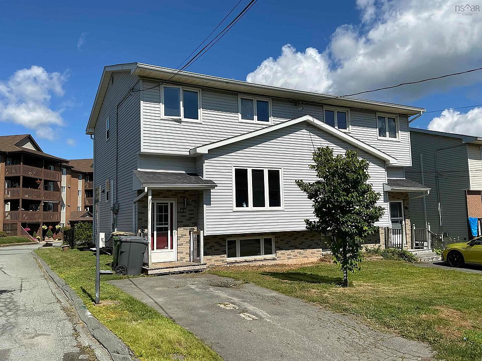 1st image of 17 Oakwood Ct