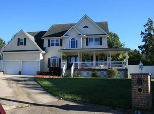 29 Tiney St, Hurricane, WV 25526