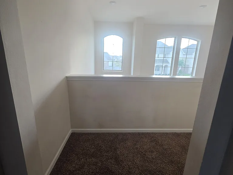 1393 Shipyard Dr — Photo 31