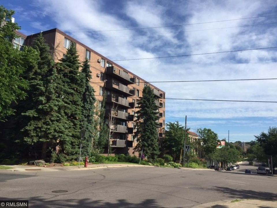 1st image of 2800 W 44th St Unit 202