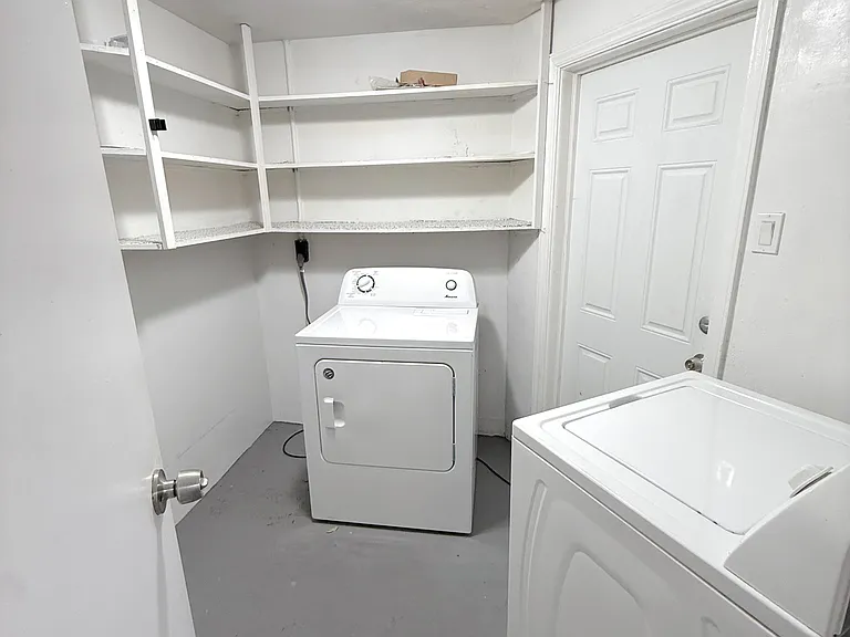 29 E Spruce St — Photo 10