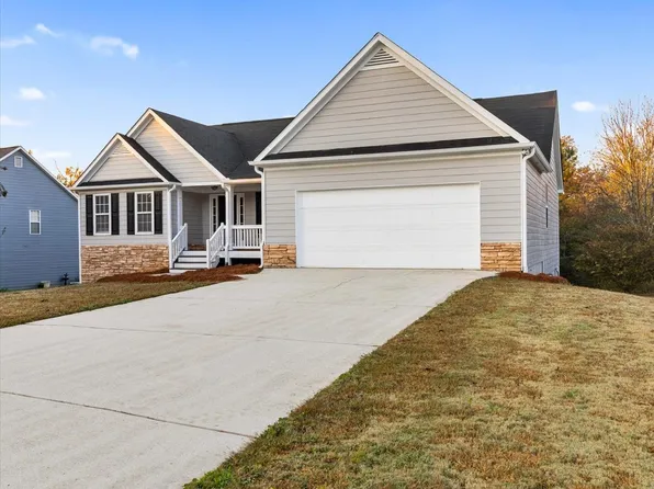 212 Beranda Cir, Douglasville, GA 30134