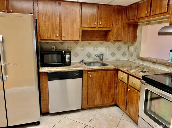 4374 NW 9th Ave APT 16-1G, Deerfield Beach, FL 33064