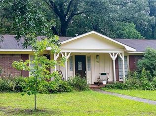 1062 Chalet Dr W, Mobile, AL 36608