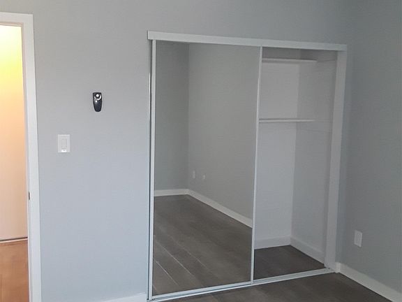 5th image of 122 N Commonwealth Ave APT 112