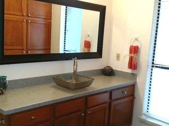 5th image of 5602 Woodrow Ave APT 203