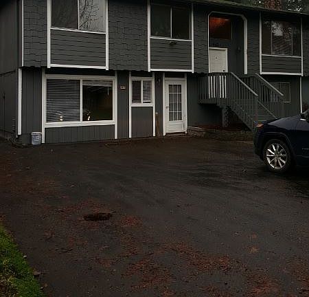3rd image of 4621 31st Ave SE