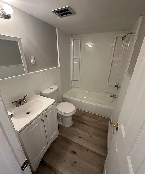 313 E Jefferson St #11A — Photo 13