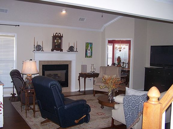 4th image of 401 Ohara Dr
