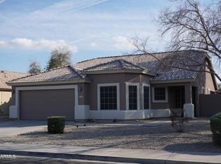 3255 E Warbler Rd, Gilbert, AZ 85297