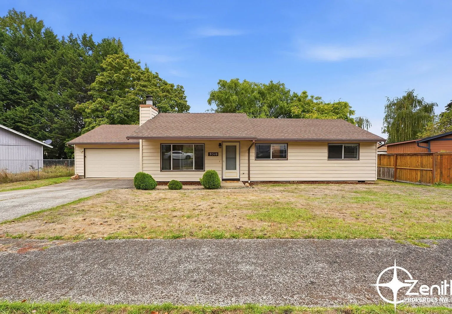 3 bed, 2.0 bath, 1056 sqft, $2,500 — Photo 1