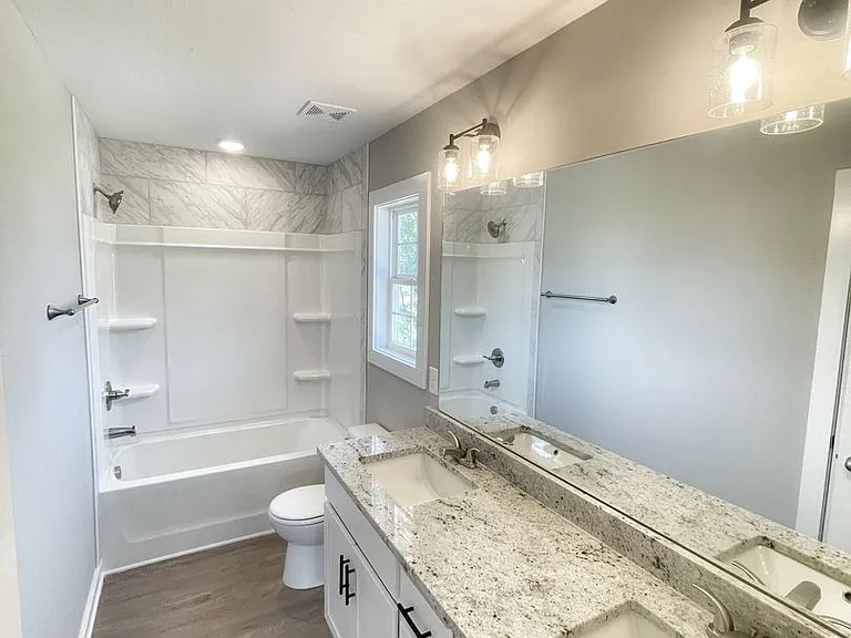 358 Honeycomb Ct — Photo 8