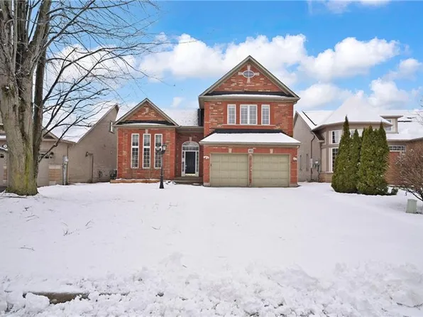 183 Valmont Ct, Hamilton, ON L9G 5A1
