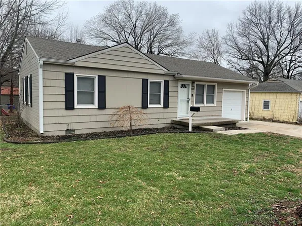 401 SW Madison St, Lees Summit, MO 64063