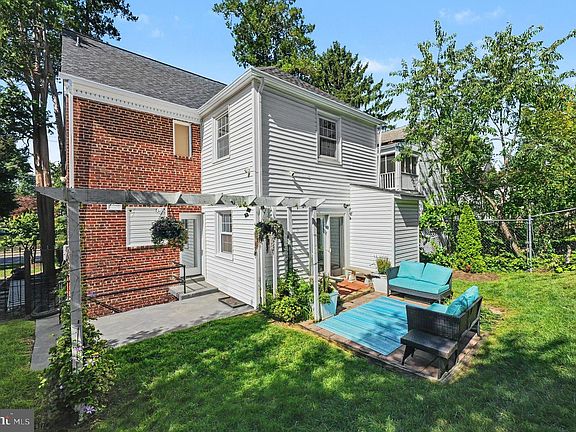 4th image of 7503 12th St NW