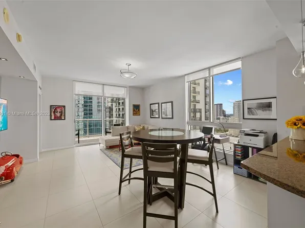 300 S Biscayne Blvd #T-2501, Miami, FL 33131