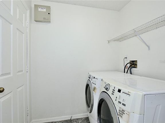 5th image of 17056 Woodcrest Way