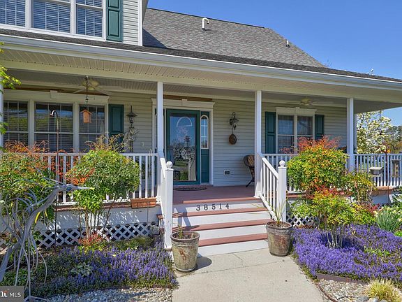 4th image of 38514 Donohoe Ln