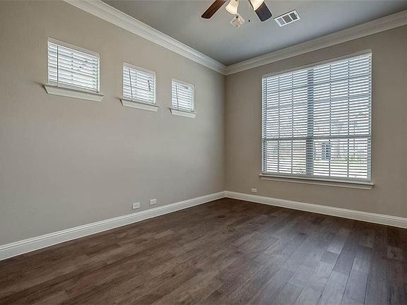 5th image of 4911 Dolorosa Ln