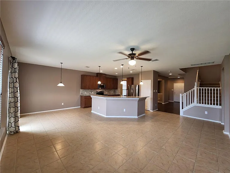 222 Telluride Dr — Photo 4