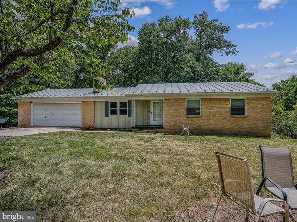 6436 Us Highway 220 N, Old Fields, WV 26845