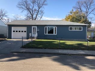 1713 8th Ave W, Williston, ND 58801